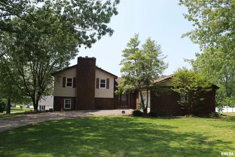 208 Evergreen Dr, Anna, IL 62906 photo 1