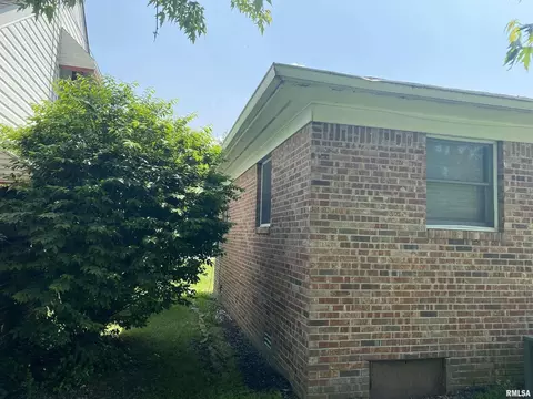 509 W 19th St, Metropolis, IL 62960 photo 5