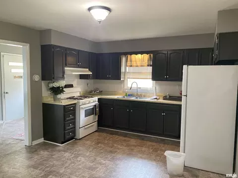 509 W 19th St, Metropolis, IL 62960 photo 7