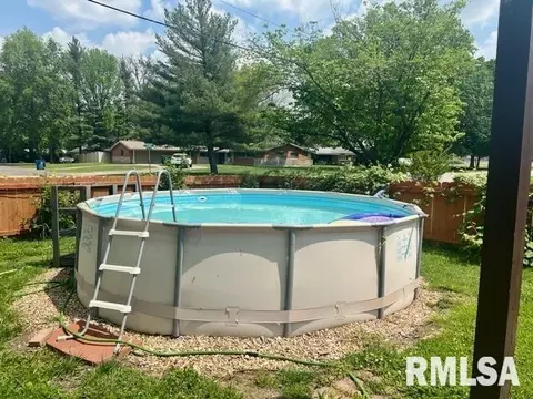 2 Circle Dr, Centralia, IL 62801 photo 11