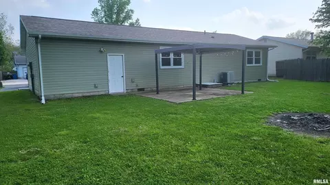 41 Edgebrook Ln, Centralia, IL 62801 photo 14