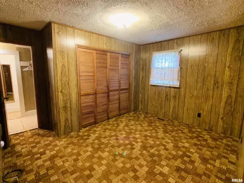 1812 4th St, Eldorado, IL 62930 photo 20