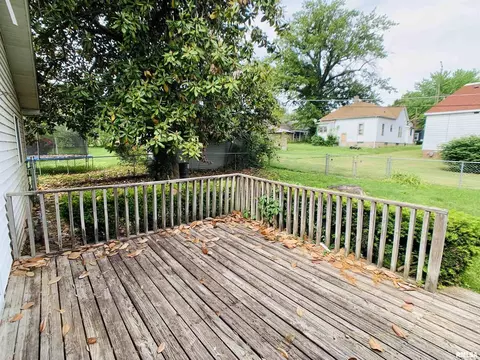 1812 4th St, Eldorado, IL 62930 photo 7