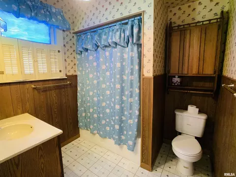 1812 4th St, Eldorado, IL 62930 photo 17