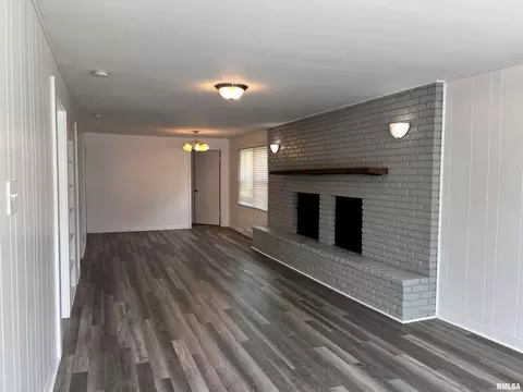 1205 S Park Ave, Herrin, IL 62948 photo 11