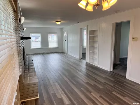 1205 S Park Ave, Herrin, IL 62948 photo 12