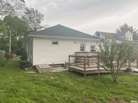 203 Grand Ave, Anna, IL 62906 photo 3
