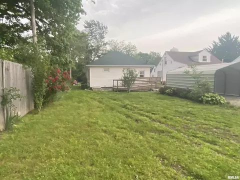 203 Grand Ave, Anna, IL 62906 photo 4