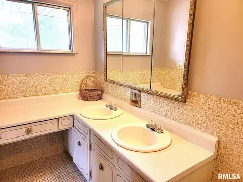 2602 Lincoln Ave, Odin, IL 62870 photo 57