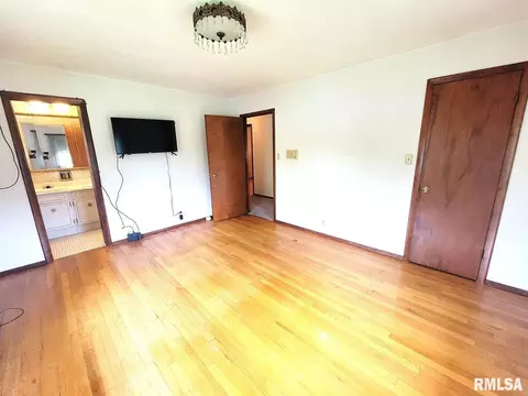 2602 Lincoln Ave, Odin, IL 62870 photo 34