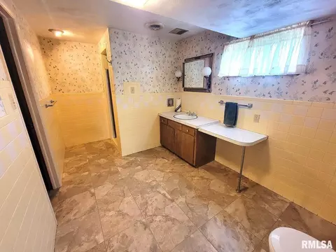 2602 Lincoln Ave, Odin, IL 62870 photo 48