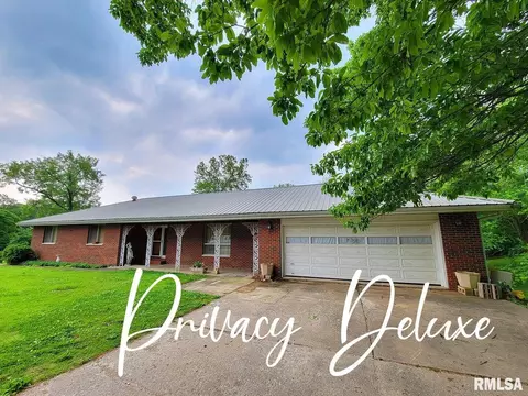 2602 Lincoln Ave, Odin, IL 62870 photo 1