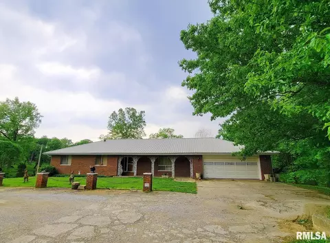 2602 Lincoln Ave, Odin, IL 62870 photo 4