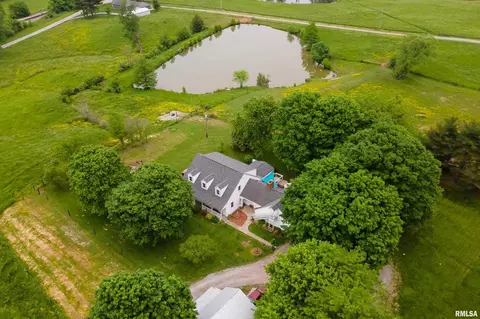 710 Balcom Rd, Anna, IL 62906 photo 2