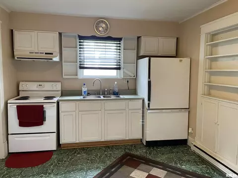 215 E 6th St, Centralia, IL 62801 photo 6