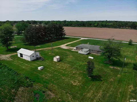 910 Middleton St, Iuka, IL 62849 photo 44