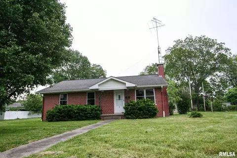 706 4th St, Carmi, IL 62821 photo 6