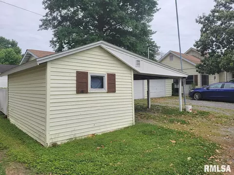 1321 W Cherry St, Herrin, IL 62948 photo 31