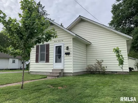 1321 W Cherry St, Herrin, IL 62948 photo 32