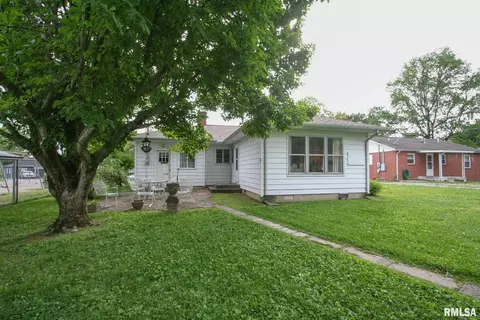 124 11th St, Carmi, IL 62821 photo 14