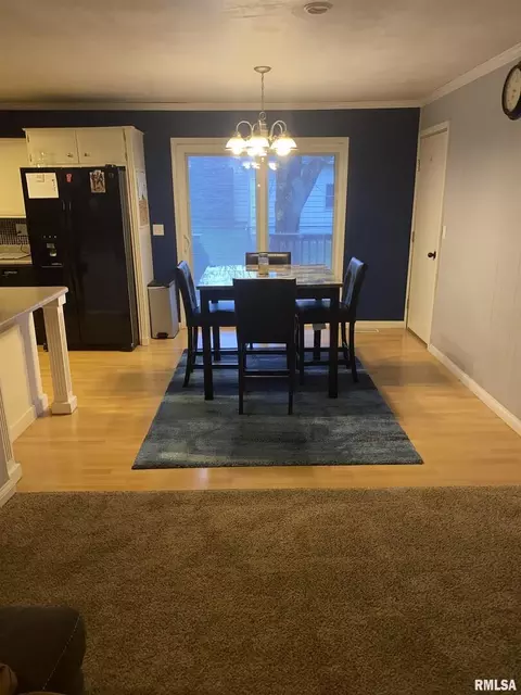 502 Roddy Rd, Salem, IL 62881 photo 4