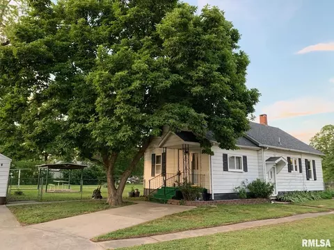 1420 Hester Ave, Centralia, IL 62801 photo 8