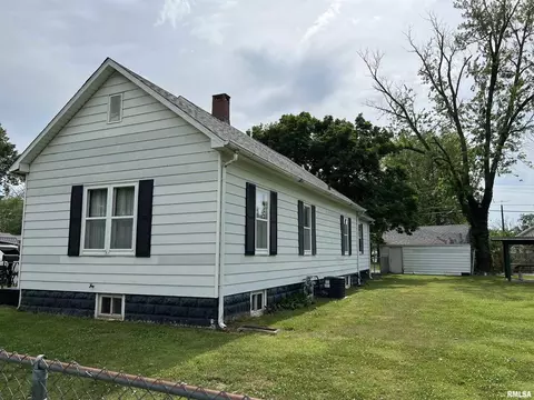 1420 Hester Ave, Centralia, IL 62801 photo 5