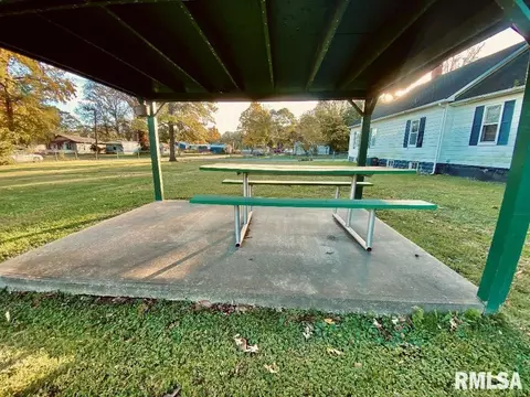 1420 Hester Ave, Centralia, IL 62801 photo 9