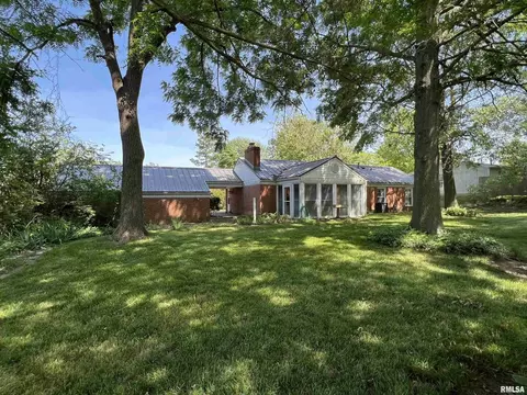 212 Apple Ln, Anna, IL 62906 photo 3
