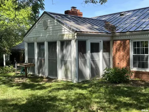 212 Apple Ln, Anna, IL 62906 photo 4