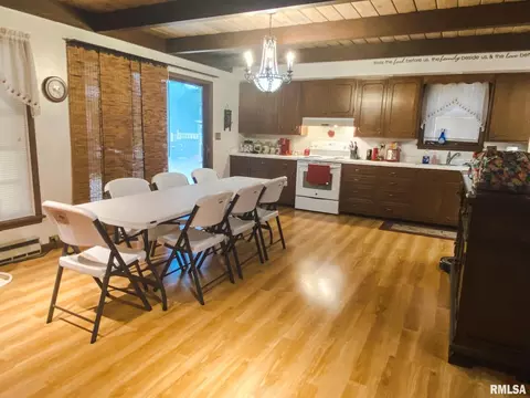 105 S Green St, Anna, IL 62906 photo 16