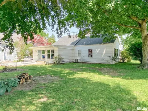 105 S Green St, Anna, IL 62906 photo 7