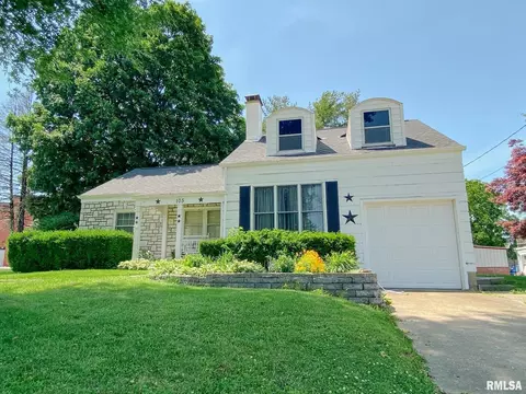 105 S Green St, Anna, IL 62906 photo 4