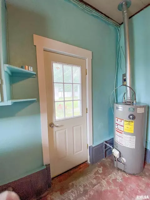 330 S State St, Flora, IL 62839 photo 52