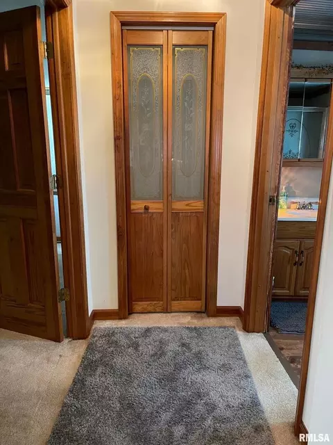 604 N State St, Christopher, IL 62822 photo 13