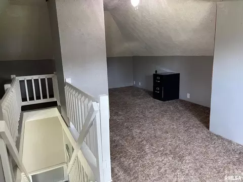604 N State St, Christopher, IL 62822 photo 25