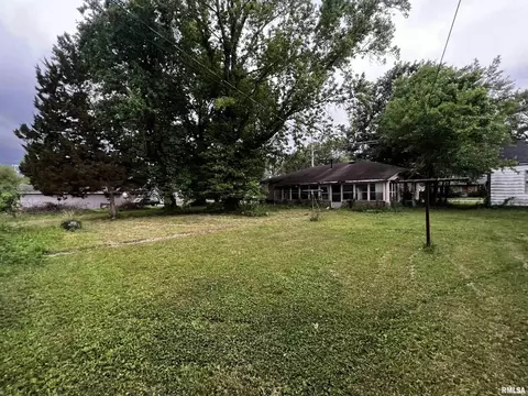 416 N 7th St, Herrin, IL 62948 photo 6