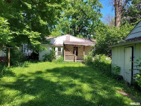 540 N Beech St, Centralia, IL 62801 photo 11