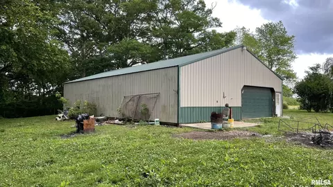 9381 Prairie Ridge Rd, Walsh, IL 62297 photo 31