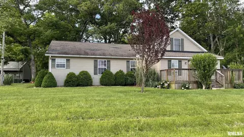 9381 Prairie Ridge Rd, Walsh, IL 62297 photo 4