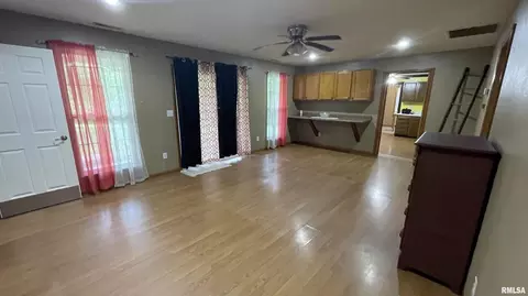 9381 Prairie Ridge Rd, Walsh, IL 62297 photo 15