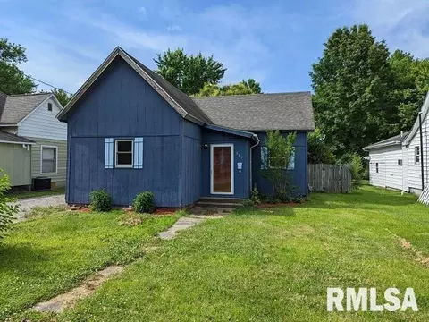 805 W Madison St, Herrin, IL 62948 photo 1