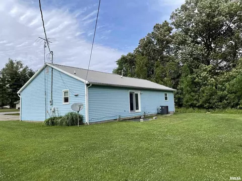 1401 Elizabeth Rd, Carmi, IL 62821 photo 15
