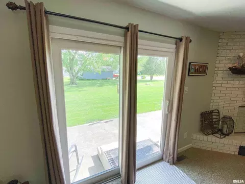 28 Stone Forge Pike Pike, Flora, IL 62839 photo 12