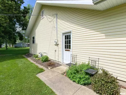 28 Stone Forge Pike Pike, Flora, IL 62839 photo 50
