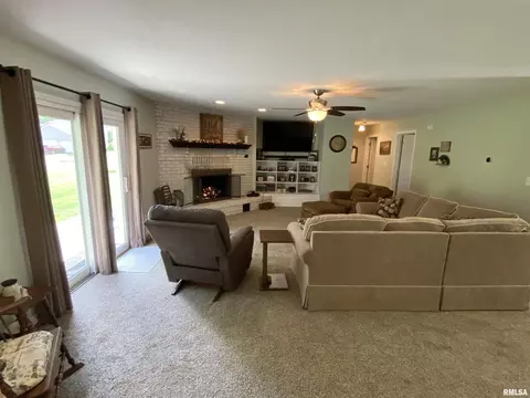 28 Stone Forge Pike Pike, Flora, IL 62839 photo 11
