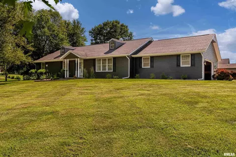1209 Tanglewood Dr, Herrin, IL 62948 photo 3