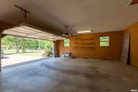 1209 Tanglewood Dr, Herrin, IL 62948 photo 27