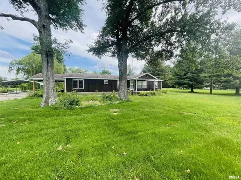 3881 Kell Rd, Centralia, IL 62801 photo 1
