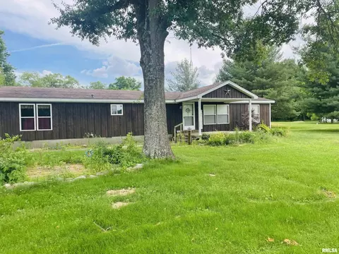 3881 Kell Rd, Centralia, IL 62801 photo 3